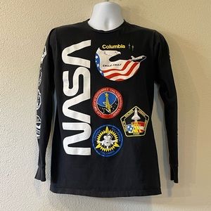 NASA  Columbia  Eagle-Truly Black Long Sleeve T-Shirt Size Medium